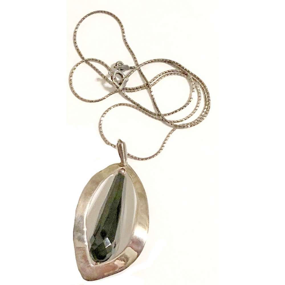 Pendant – Sterling Silver with Onyx