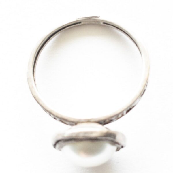 Ring - Sterling Silver with Pearl