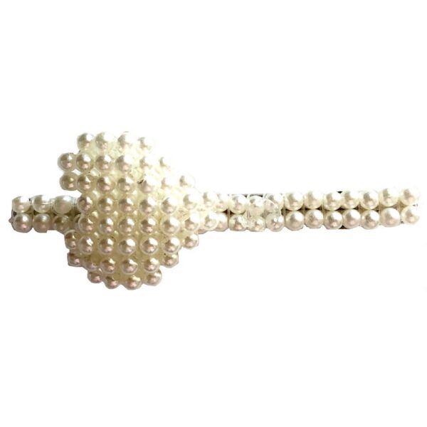 Hair Clip with Pearl Decoration
